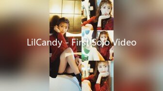 [MP4/ 3.62G] 幸福老哥双飞00后嫩妹一线天极品美穴，情趣肚兜大白美乳，轮流骑上来抽插