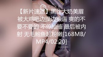 鬼灵精怪的可爱女生，一字马