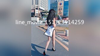 渣女来袭步行街路边勾引个做轮胎生意的年轻小哥车震